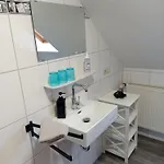 Gaestezimmer Oecken *